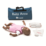 Laerdal Baby Anne Puppe (dunkel)