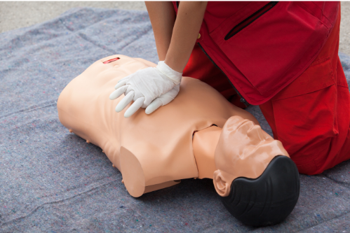 Reanimationspuppen für das Erste Hilfe Training bei der Feuerwehr